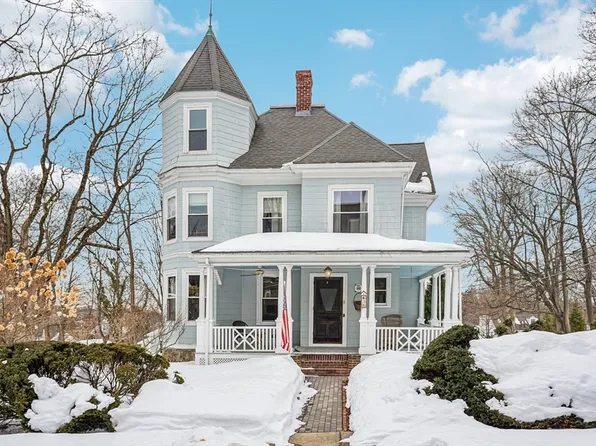 36 Winnemay St, Natick, MA 01760