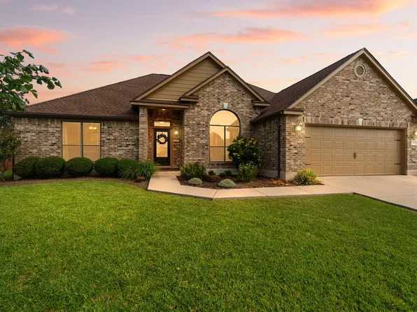 104 Madison Ln, Thrall, TX 76578