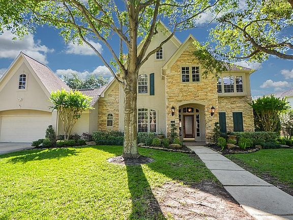 2nd image of 22511 Stormcroft Ln