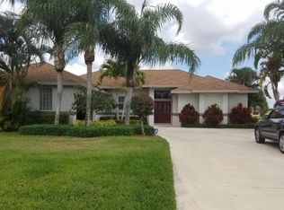 1085 SE 23rd St, Okeechobee, FL 34974
