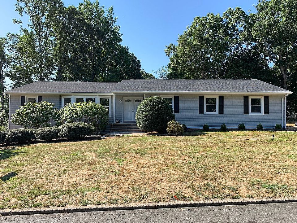 1st image of 20 Kendall Dr