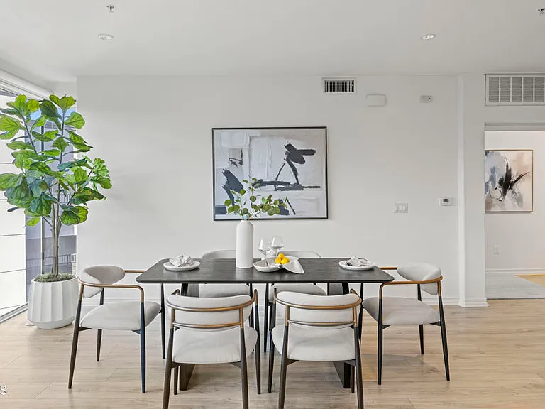629 Traction Ave #611 — Photo 4