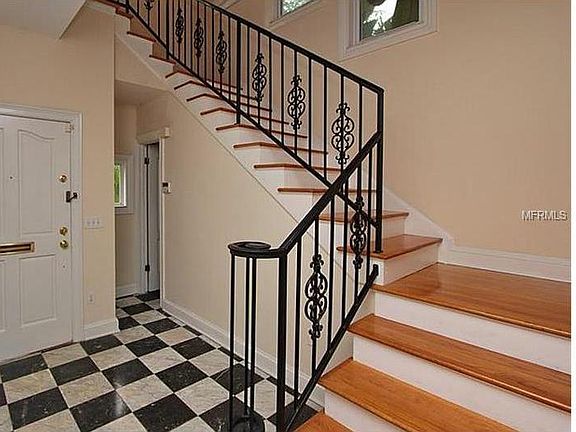 2nd image of 2809 W Fountain Blvd