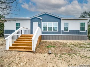 245 Harbour Way, Lakehills, TX 78063