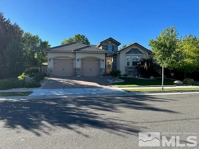 2864 Voight Canyon Dr photo 1