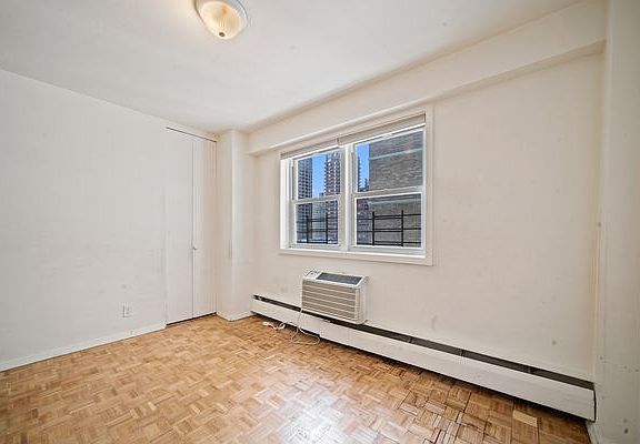 5th image of 446 E 86th St APT 12F