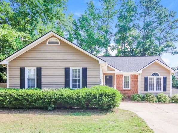 998 Saint Catherines Dr