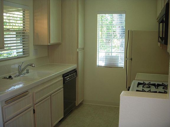 4th image of 10818 Aderman Ave APT 126