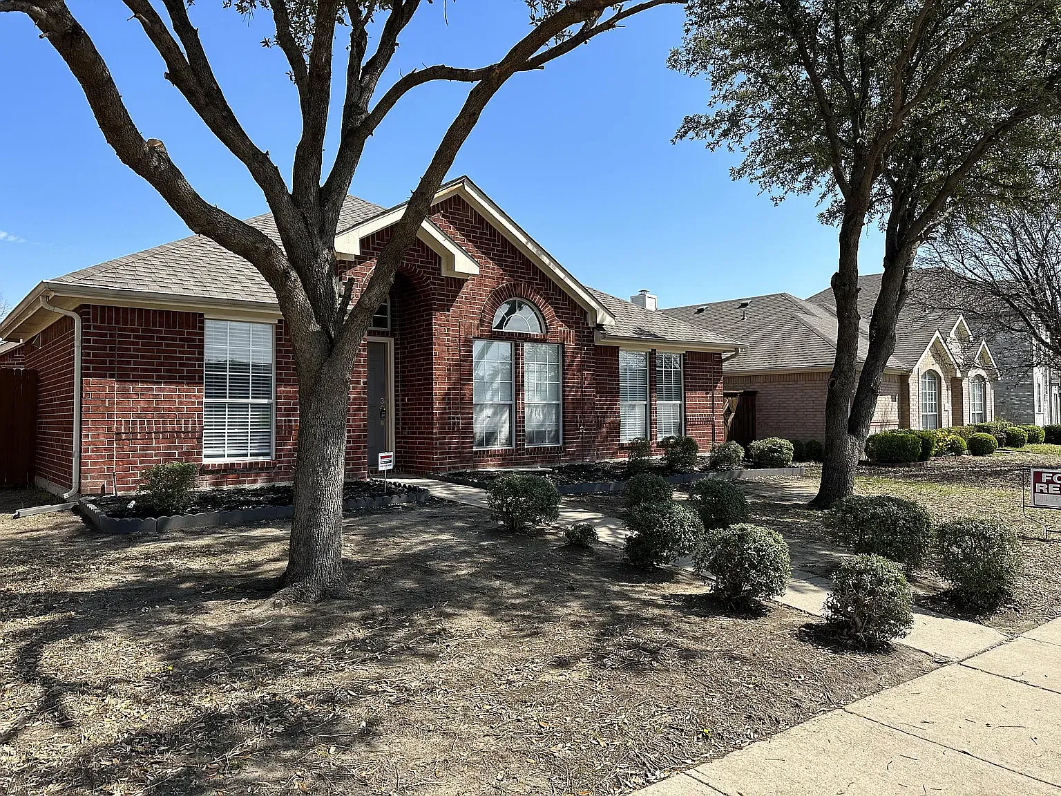 3 bed, 2114 sqft, $2,750 — Photo 2