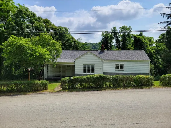 36 Daisytown Rd, Daisytown, PA 15427