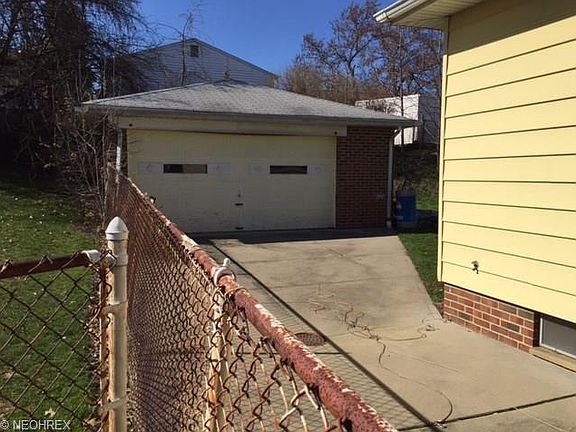 2nd image of 5380 E 134th St