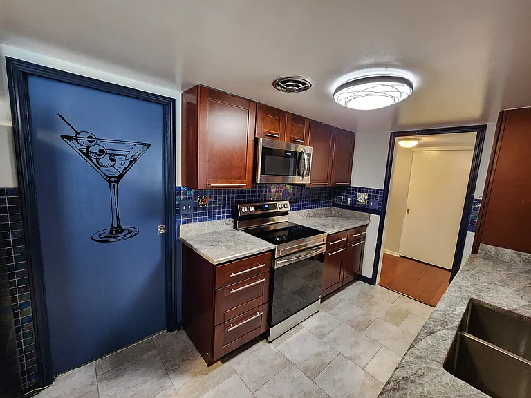 6960 Carriage Hill Dr #102 — Photo 11