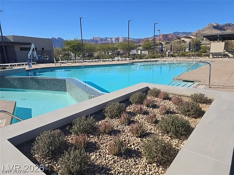 905 Belleforte Ln — Photo 32
