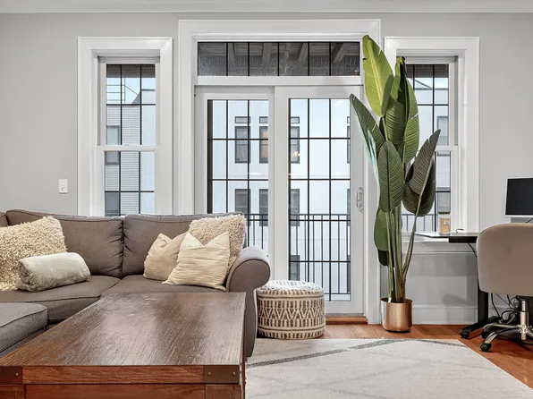 904 Jefferson Street image 12 of 32