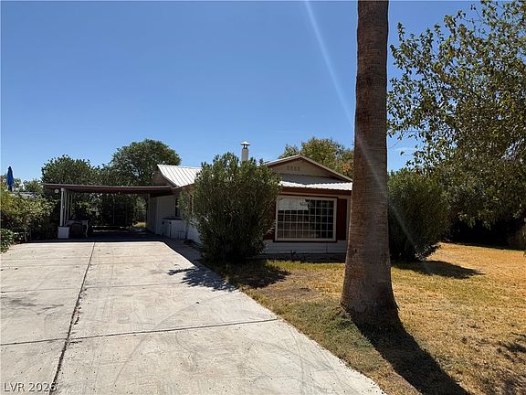 2nd image of 1635 Anasazi Ave