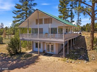 3418 Aztec Dr, Overgaard, AZ 85933