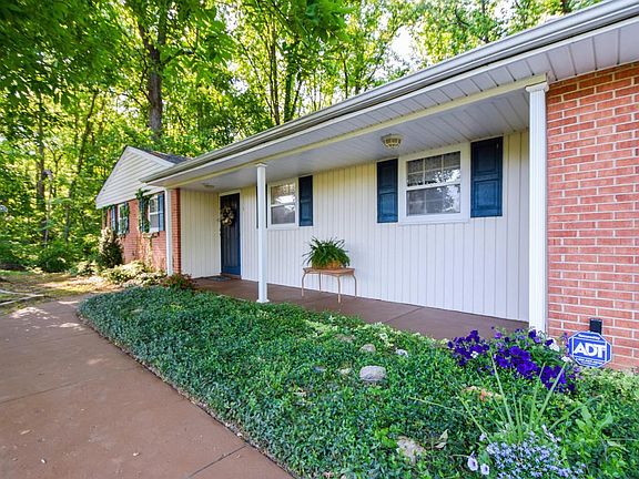 1289 Lakeridge Cir Troutville-large-003-