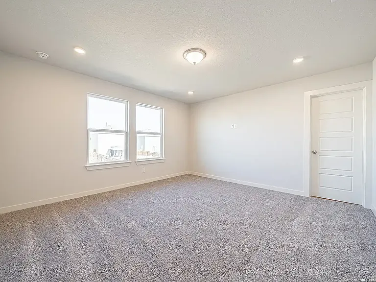 731 Bellamy Dr — Photo 22