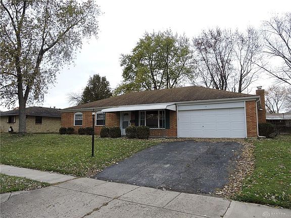 3rd image of 204 Katy Ln