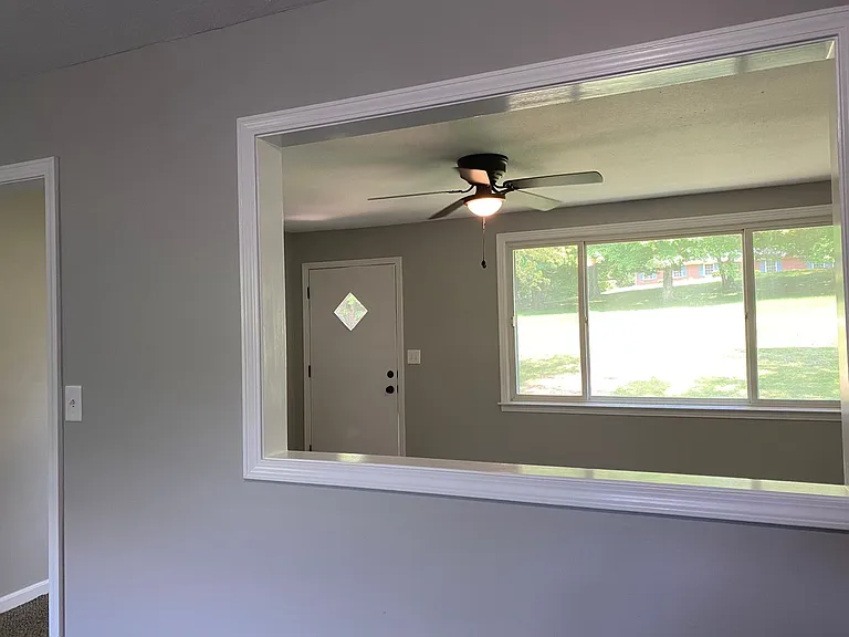 2134 Old Russellville Pike — Photo 7
