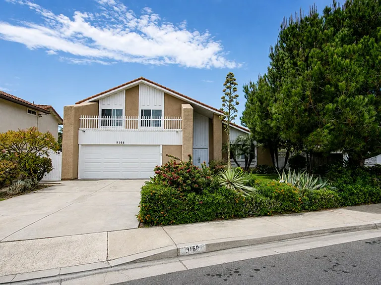 9168 Nadine River Cir — Photo 1