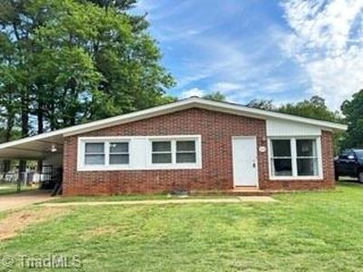 1309 Guest St, Greensboro, NC, 27405