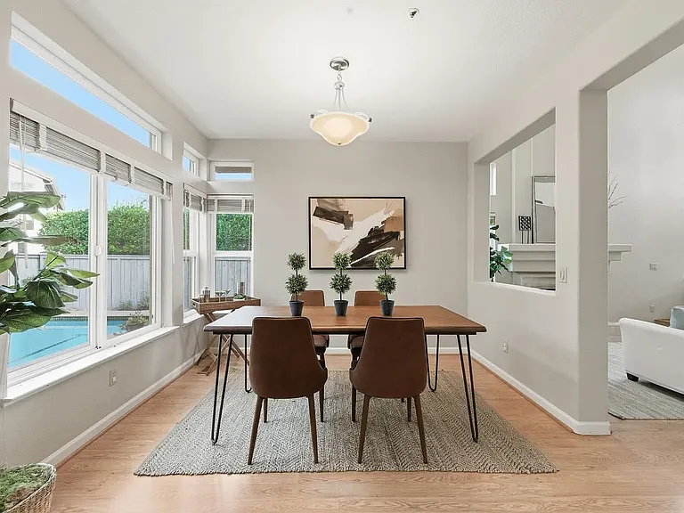 45 Cove Ct — Photo 9