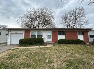 2245 Patterson Rd, Florissant, MO 63031
