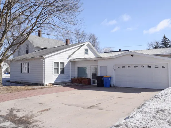 139 2nd Ave NE, Blooming Prairie, MN 55917