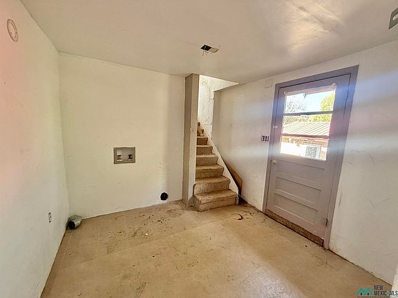 5th image of 625 S 5th St