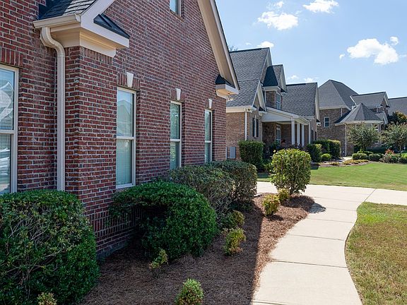 4th image of 527 Teal Dr
