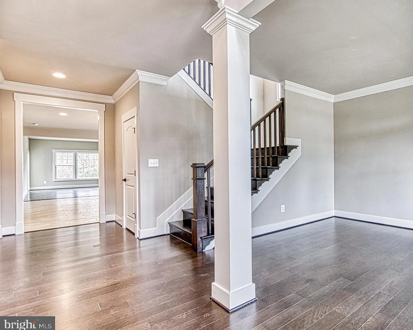 6 bed, 6.0 bath, 4213 sqft, $6,500 — Photo 3