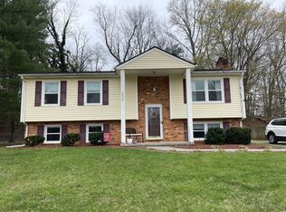 6820 Trevilian Rd, Roanoke, VA 24019