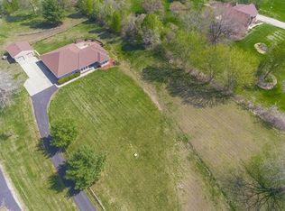 23908 E 92nd Ter, Lees Summit, MO 64064