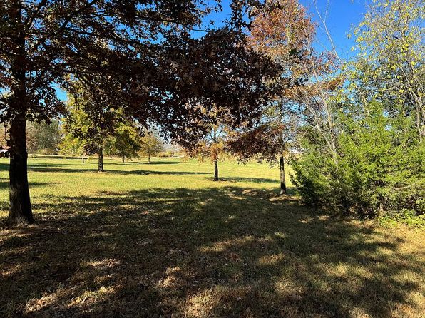 105 Windy Trl, New Haven, MO 63068