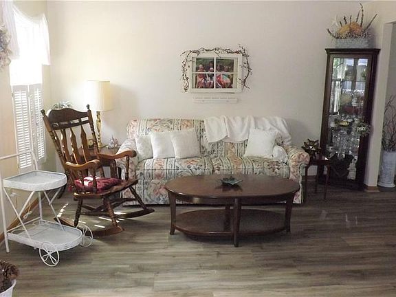 4th image of 4031 Hunters Brook Ct