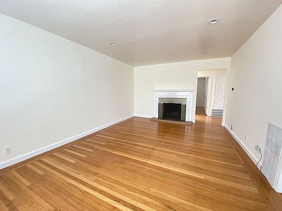3rd image of 1935 42nd Ave