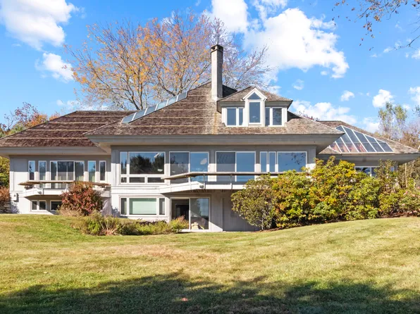 30 Smiths Neck Road, Old Lyme, CT 06371