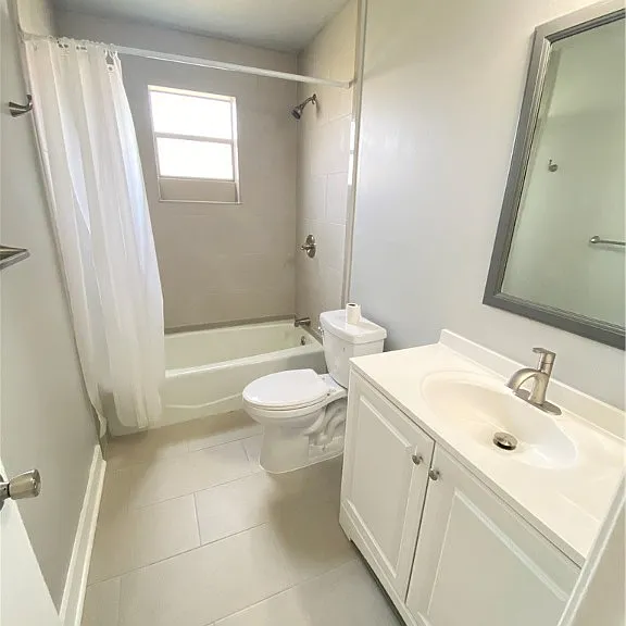 113 Woodhouse Ln #B — Photo 9