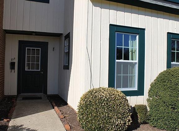 2nd image of 815 Nantucket Ct #815
