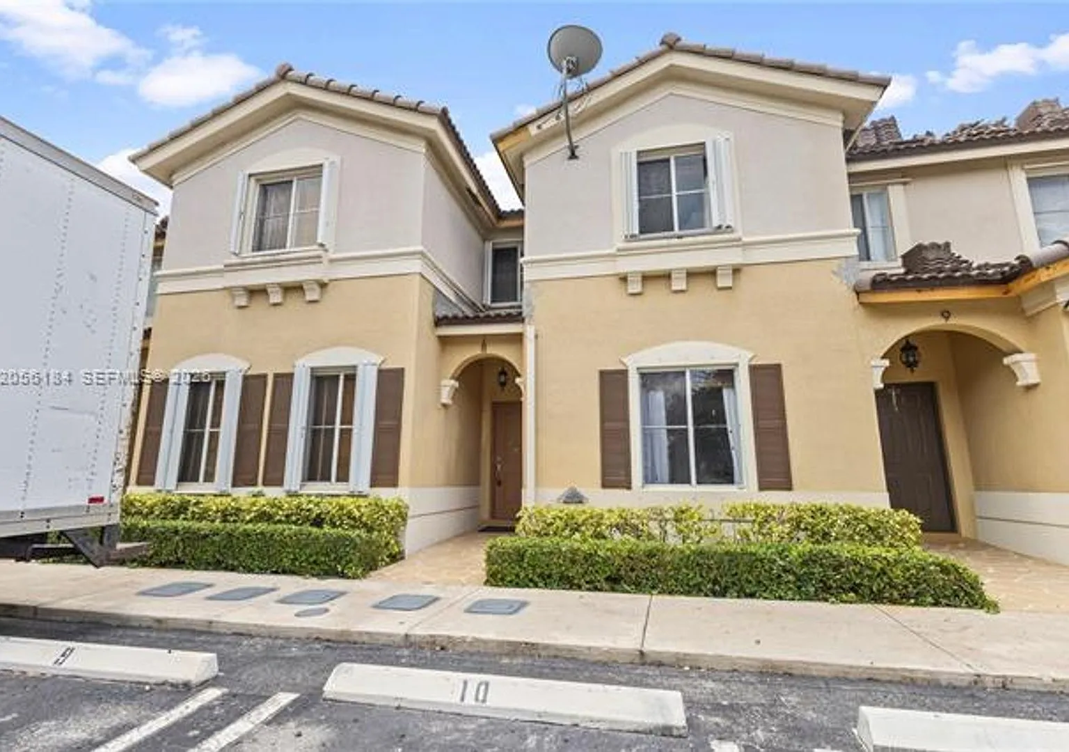 8862 W Flagler St th 8, Miami, FL 33174 — Photo 2