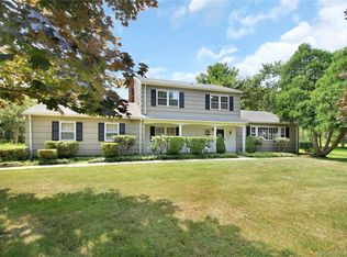 9 Vineyard Ln, Westport, CT 06880