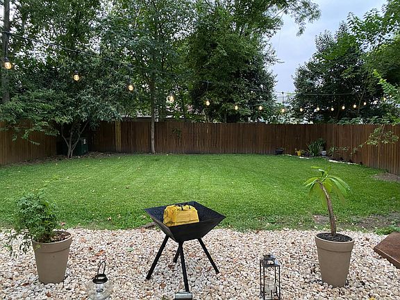 2nd image of 6902 Cherry Meadow Dr