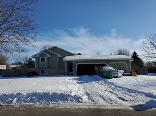 2564 130th Ln NW, Coon Rapids, MN 55448