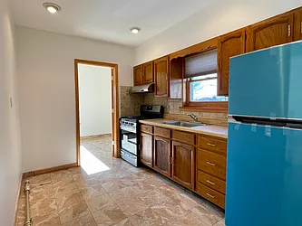 Rented by Amorelli Realty