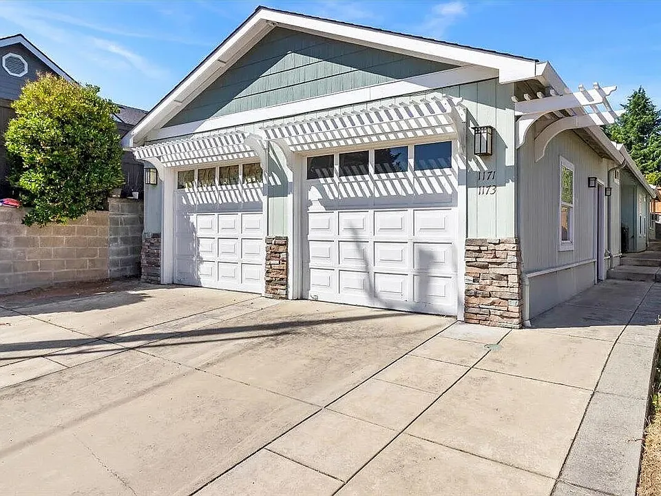 1173 Valley View Dr