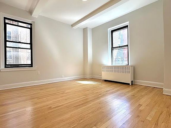 5th image of 225 W 106th St APT 5J