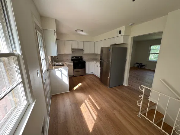 8344 Lowell Ave #8344, Overland Park, KS 66212