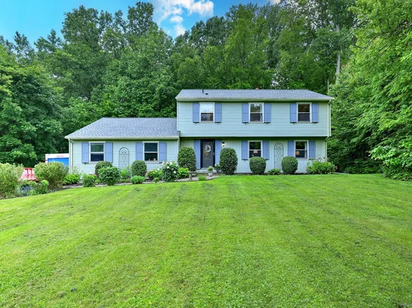138 Wildwood Circle, Naugatuck, CT 06770