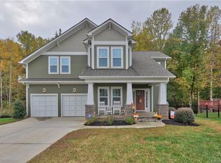 392 Montibello Dr, Mooresville, NC 28117